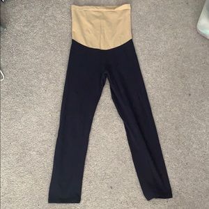Capri navy maternity leggings